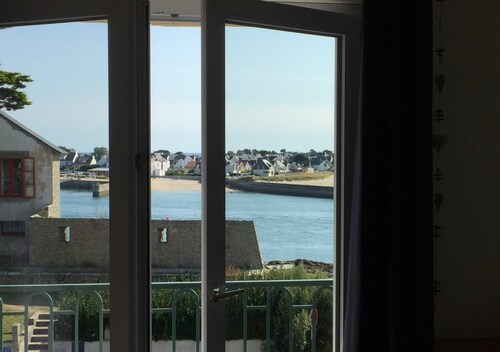 2/4 pers apartment facing the sea Port-Louis intramuros - South Brittany
