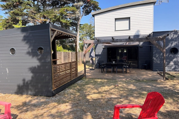 屋外ダイニングエリア