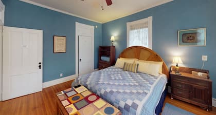 Primrose Pozy Bed & Breakfast Hocking Hills Ohio Loganin ja Ateenan välillä