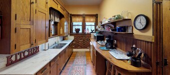 Lane Room in Historic Primrose Bed & Breakfast in downtown Nelsonville!
