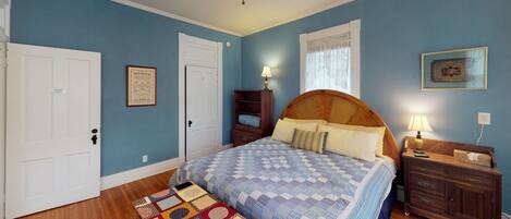 1 soverom, strykejern/-brett, wi-fi (inkludert) og sengetøy