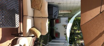 Guest house/Downtown