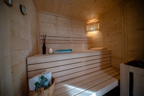 Family home: Large family apartment + sauna area