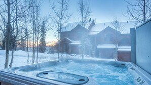 Outdoor spa tub - Villas At Tristant 201 (Mountain Village)