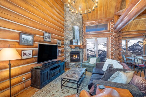 Hermosa casa de 3 dormitorios en Mountain Village con acceso a esquís