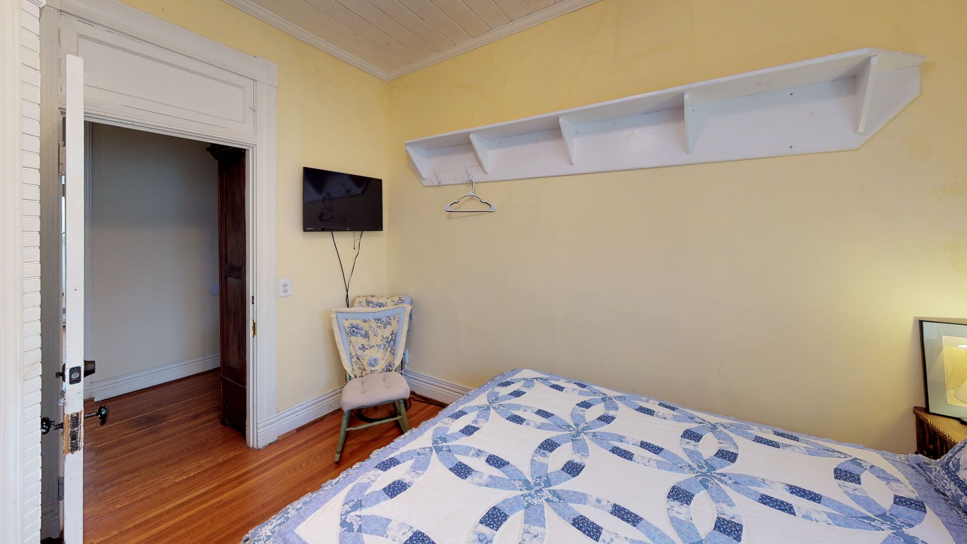 1 bedroom, WiFi (free), bed sheets