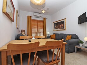 Dining - Del Parque Flats San Rafael (Málaga)