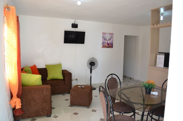 Apartamento família, 2 quartos, vista para o jardim | Parte interna