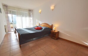 2 chambres, lit parapluie, Wi-Fi gratuit, draps fournis
