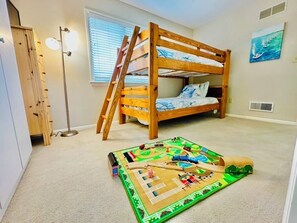 3 bedrooms, iron/ironing board, travel cot, free WiFi