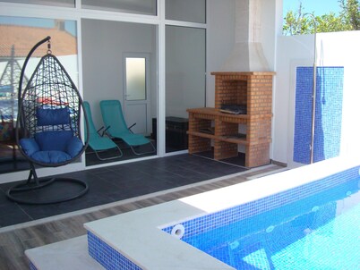 Villa T4 35km Montargil - Private Pool, Gym, Wifi, Bbc