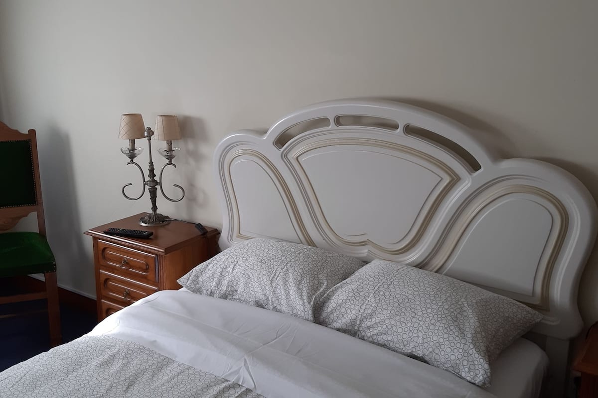 blackout curtains, soundproofing, free wifi