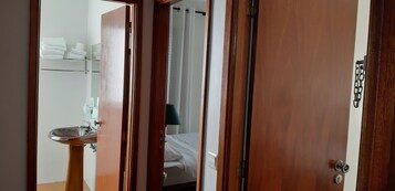 Free toiletries, towels