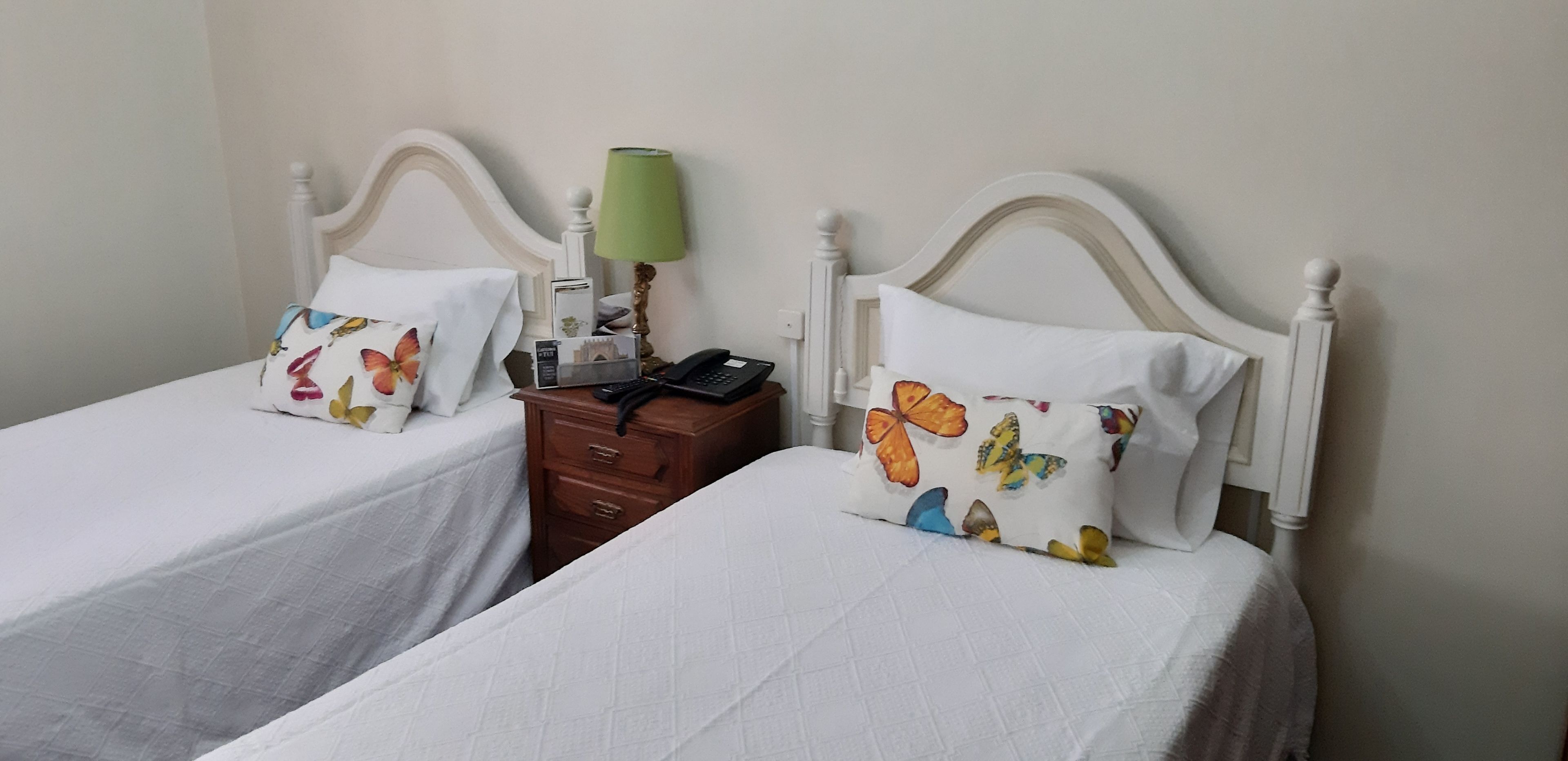 Cortinas blackout, insonorización y wifi gratis 