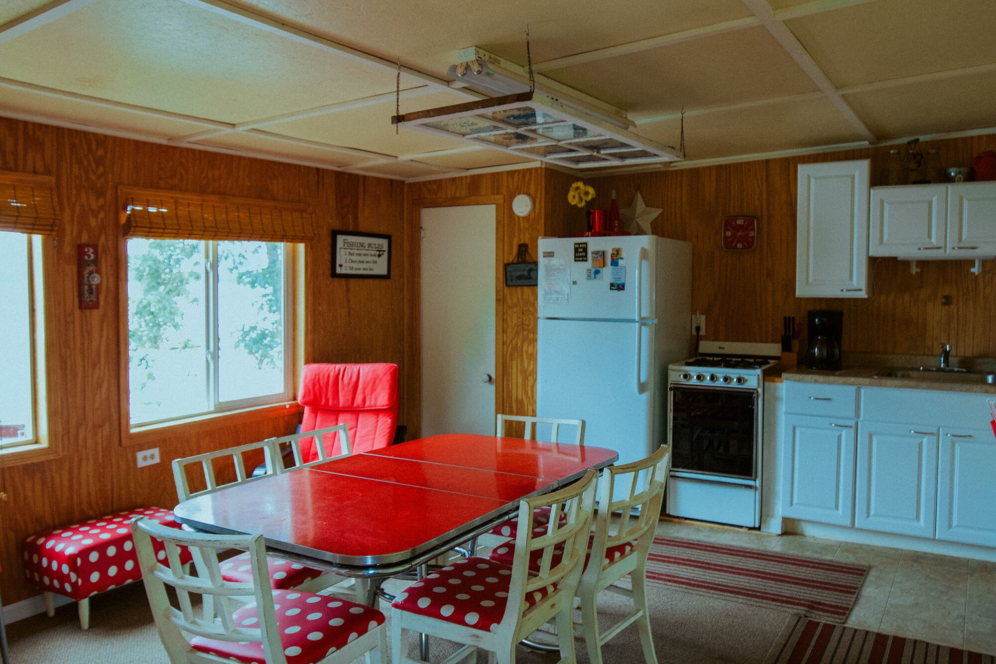 Cozy Lakeside Cabin on Lake Lida