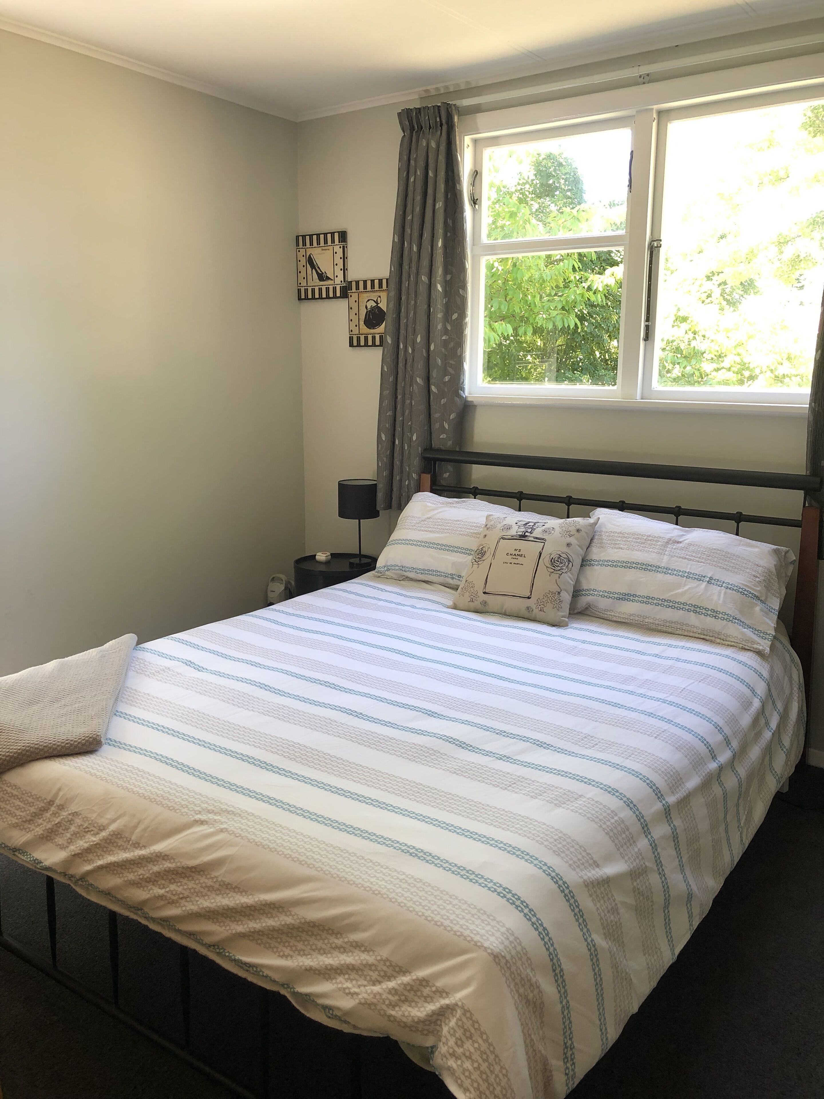 3 bedrooms, iron/ironing board, travel cot, free WiFi