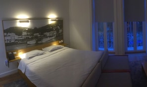 Panoramic Double Room, 1 King Bed, Garden View