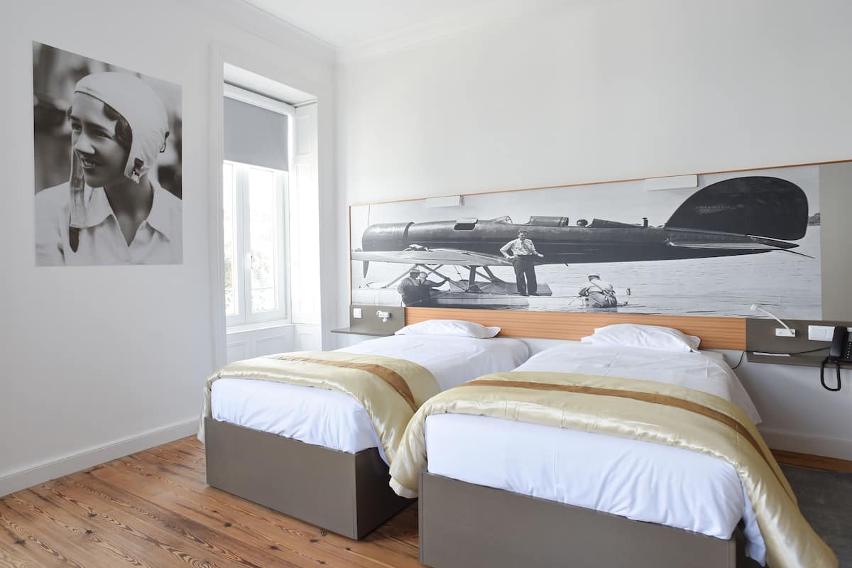 Exclusieve kamer, 1 twee- of 2 eenpersoonsbedden, uitzicht op zee | 1 slaapkamer, Select Comfort-bedden, individueel gedecoreerd