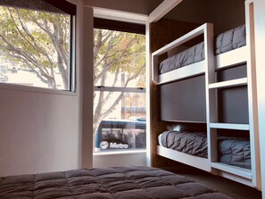 Family Quadruple Room, Shared Bathroom