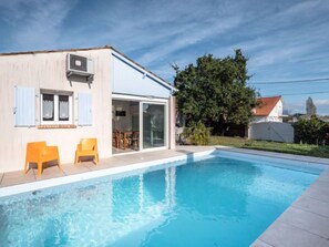 A heated pool - Villa Perdrix by Interhome (Saint Palais sur mer)