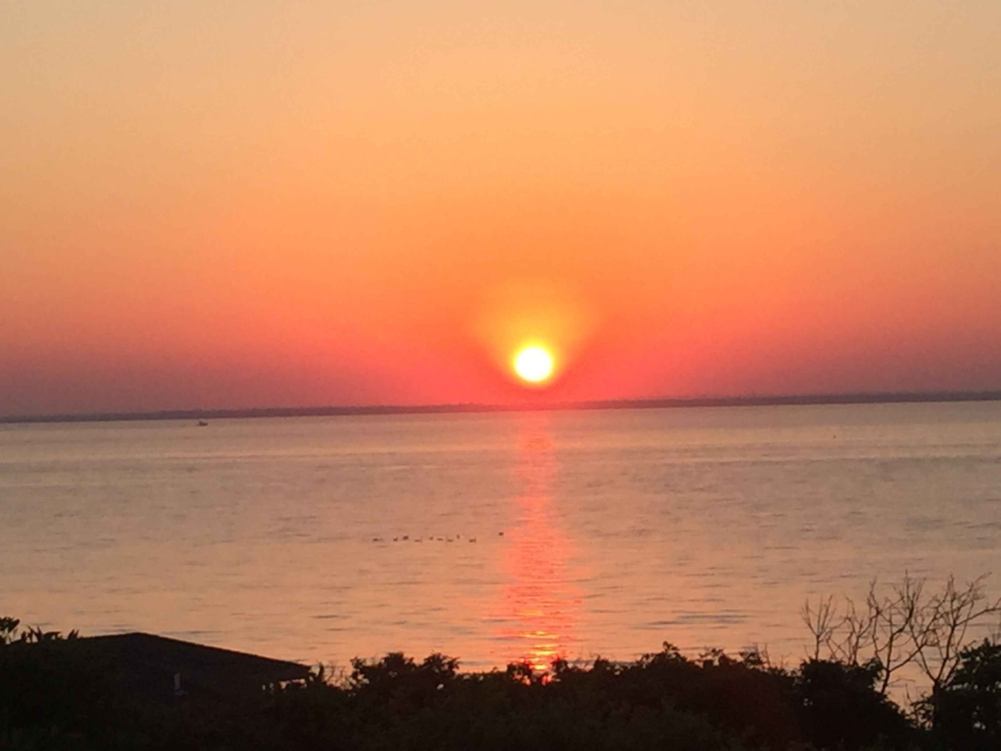 Huge 4bd/2.5ba with Stunning Views of Fire Island Pines. Full a/c & heated pool