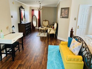 4 dormitorios, escritorio, tabla de planchar con plancha y wifi