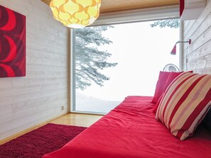 3 عدّة غرف نوم وخدمة الإنترنت