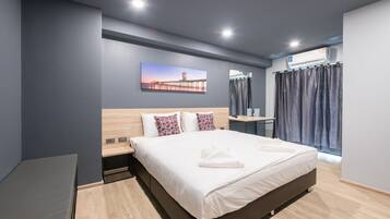 Habitació doble superior, 1 llit de matrimoni gran | Minibar, escriptori i wifi gratuïta