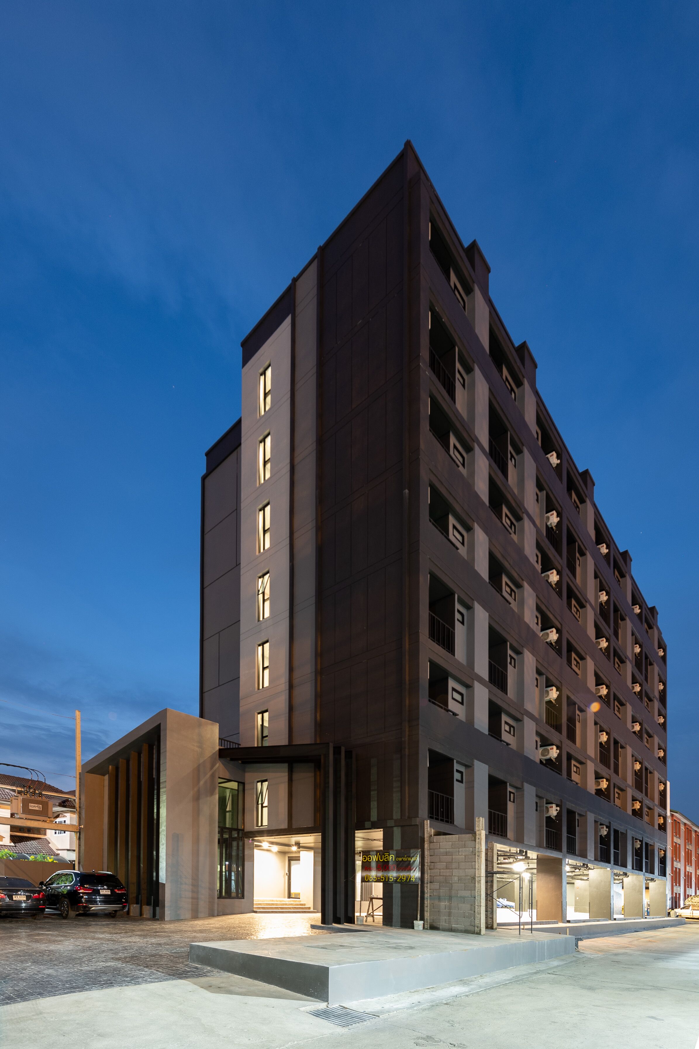 Façade de l’hébergement - soirée/nuit