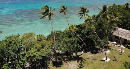Whispering Palms- Casa de playa