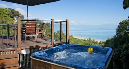 Selah Retreat - Peaceful with a stunning view!