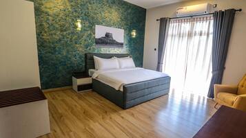 Exclusive Apartment, 3 Bedrooms, Non Smoking, City View | 2 bedrooms, laptop workspace, free WiFi, wheelchair access