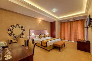 In-room safe, free WiFi, bed sheets - Seagate Hotel (Kalutara)