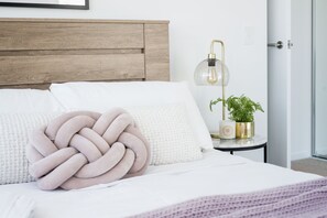 Deluxe Apartment, 2 Bedrooms | 2 bedrooms, iron/ironing board, bed sheets - Experience Resort Style Living With Free Parking (Broadbeach)