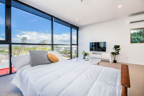 Deluxe Apartment, 2 Bedrooms | Extra beds - Experience Resort Style Living With Free Parking (Broadbeach)