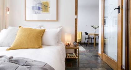 Inner City Convenience in a Stylish Abode