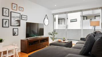 Apartemen Deluks, Beberapa Tempat Tidur | Area keluarga | TV LED