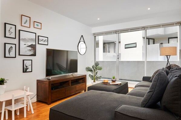 2 Bedroom Deluxe Apartment with Tri Bunk Bed | Living area | LED TV