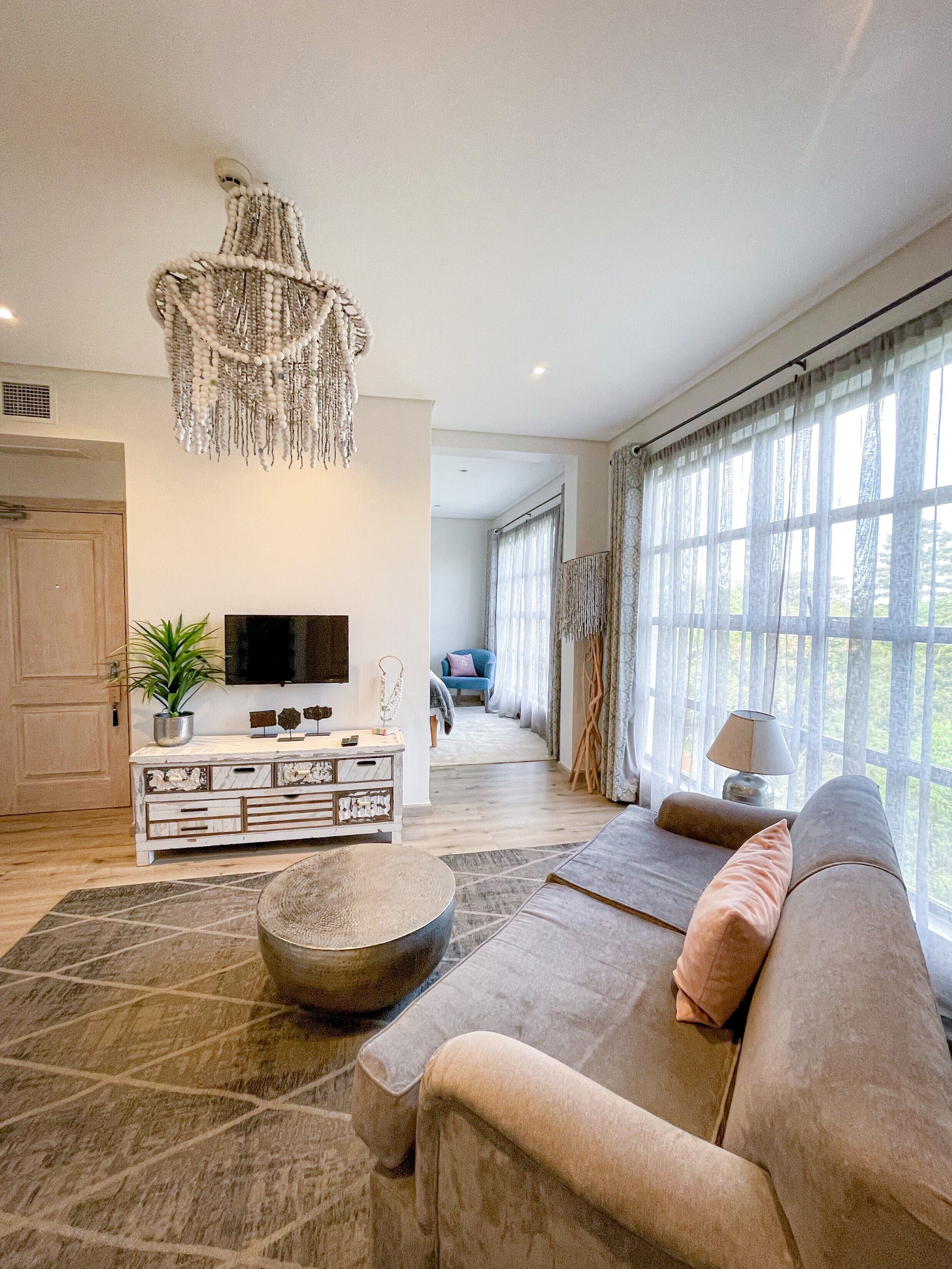 suite, 1 bedroom | living area | 32-inch lcd tv with cable channels, tv