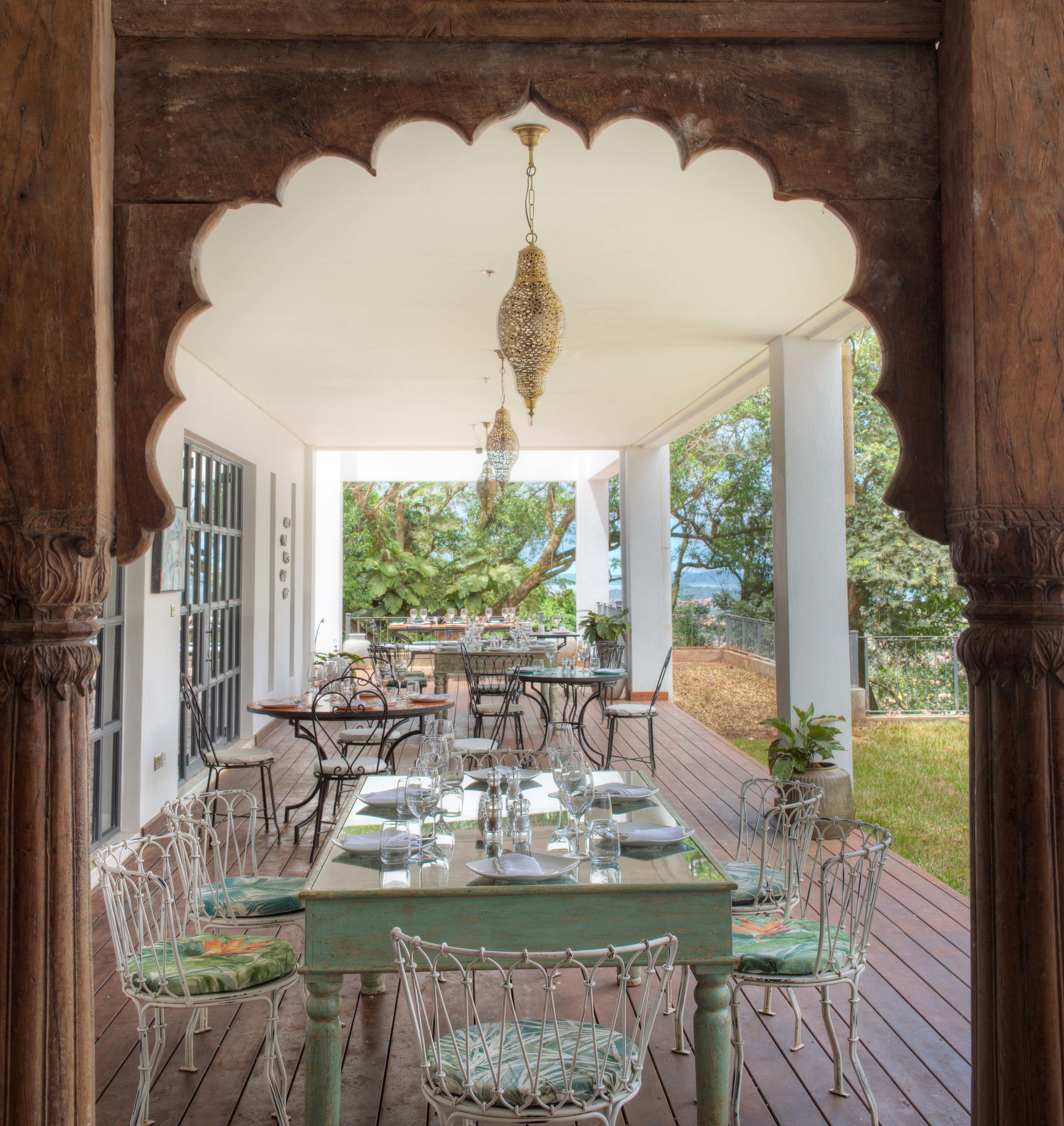 3 restaurants, breakfast, lunch, dinner served; African cuisine 