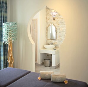 Salle de soins pour les couples, soins du corps, aromathérapie