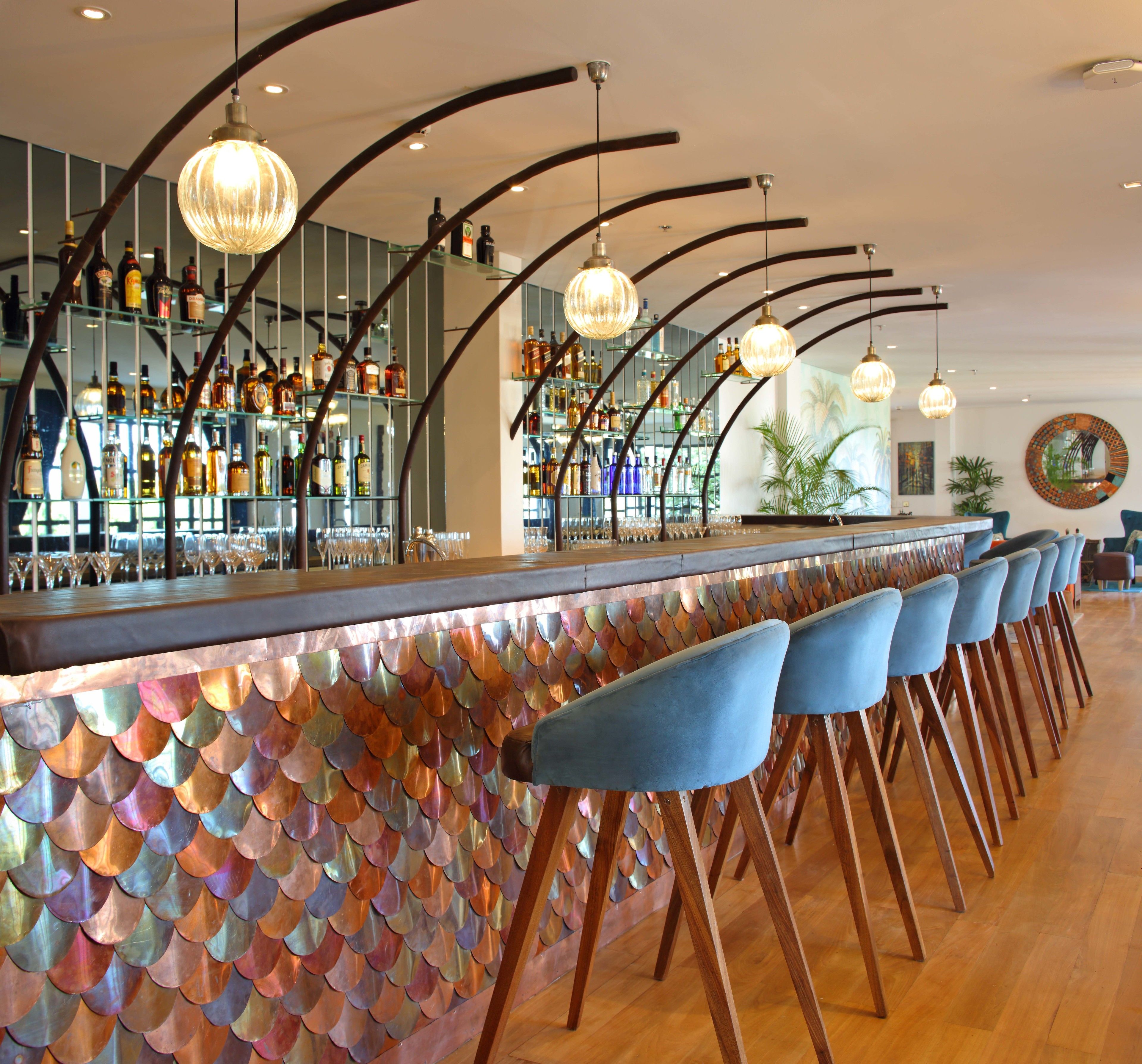 3 bars/lounges, poolside bar