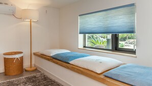 Living area - Dosundoldam House (Seogwipo)