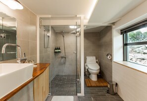 Bathroom - Dosundoldam House (Seogwipo)