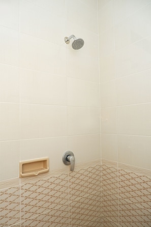 Dusj på badet