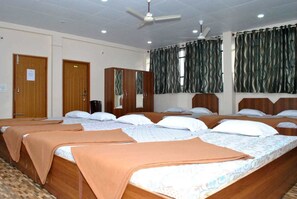 In-room safe, blackout curtains, rollaway beds, free WiFi