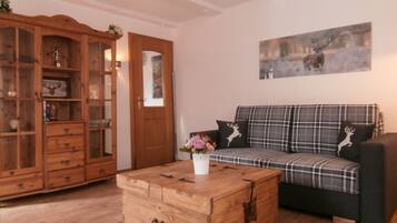 Anna 2 Groundfloor | Living area | Flat-screen TV, DVD player