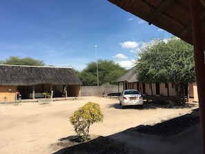 Exterior - Athoma Guest House (Shakawe)