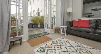 Arundel Mews Parking by Brighton Holiday Lets