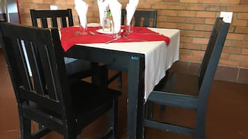 Esmorzar diari anglès (10 USD per persona)